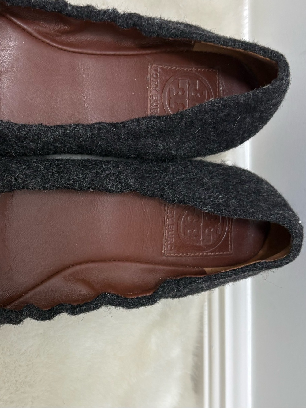 Tory Burch Leather-Tip Gray Women's Ballet Flats - Picture 4 of 5
